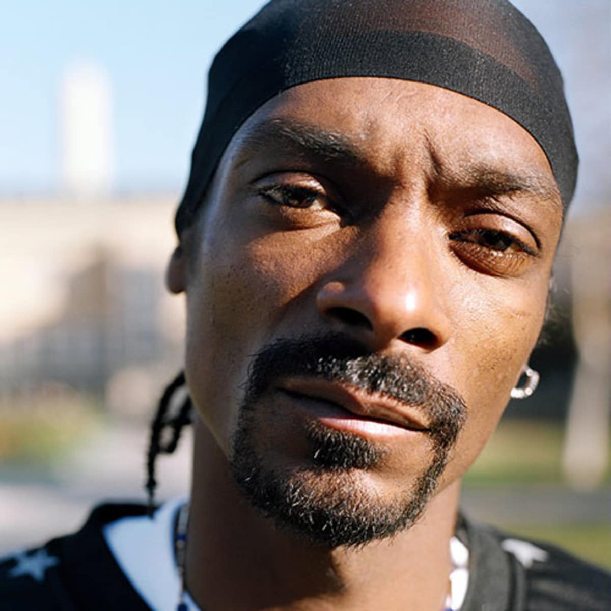 Snoop Dogg vai lançar uma coleção de NFTs com acessibilidade a rede de