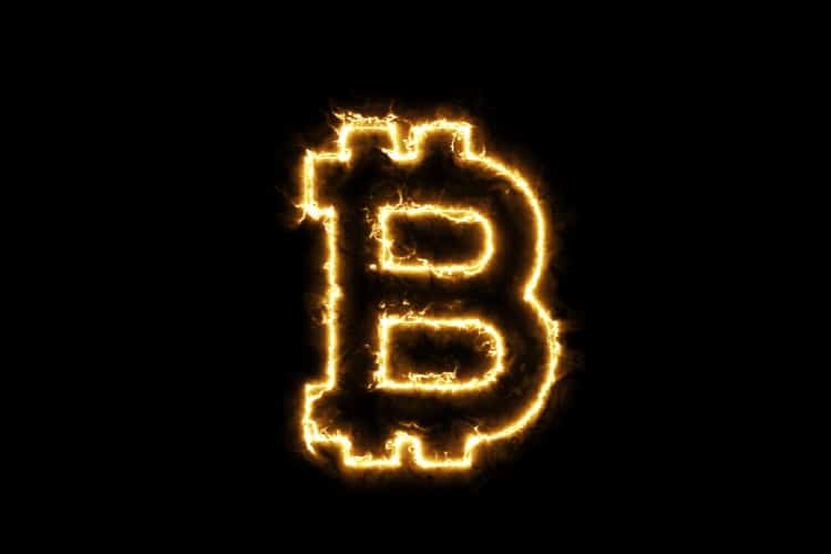 Bitcoin atinge a cruz dourada e pode vir alta pela frente