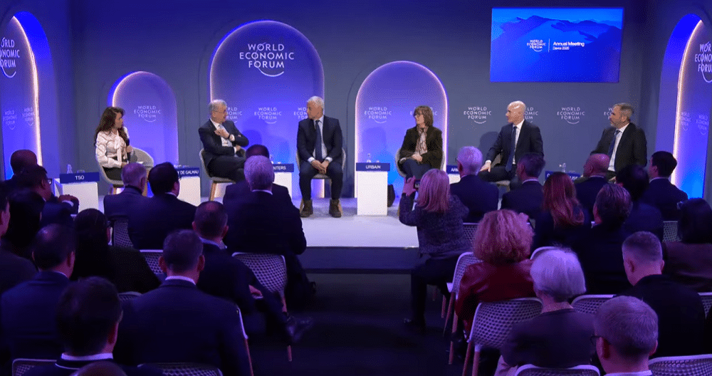 Controle estatal ou escolha do usuário? Embate em Davos reacende a guerra contra o Bitcoin